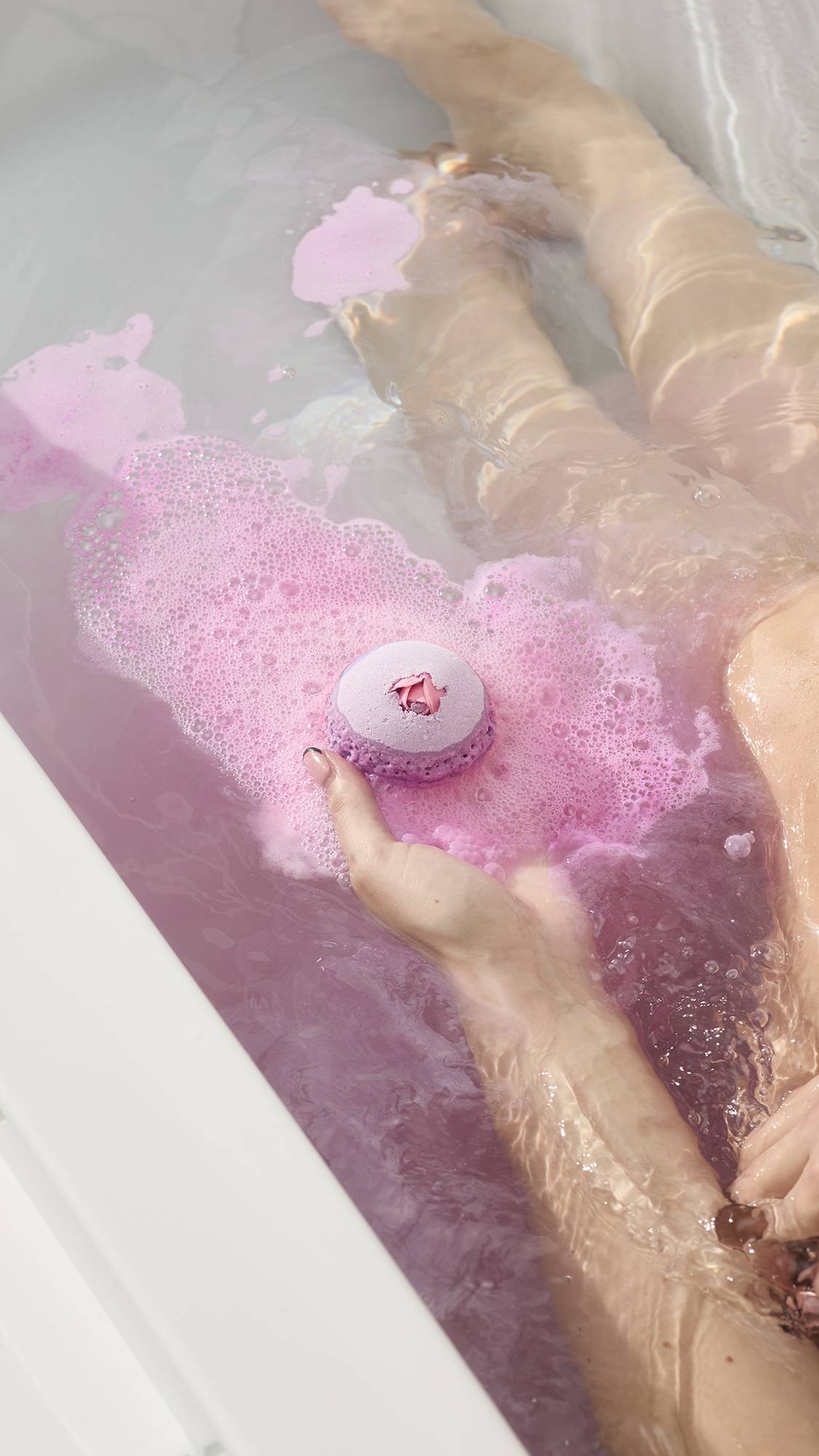 Sex Bomb - Image 3