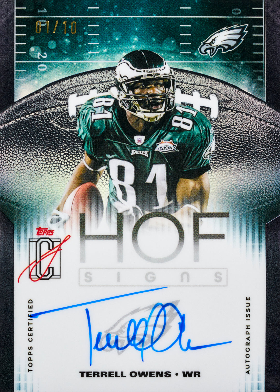 Alternative view of 2025 Topps Signature Class Football - Mega Box