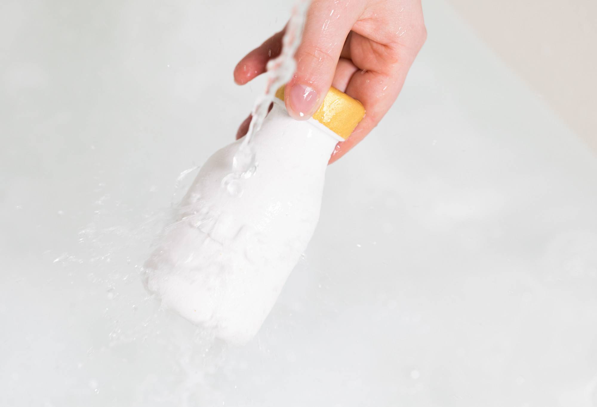 Alternative view of Milky Bath