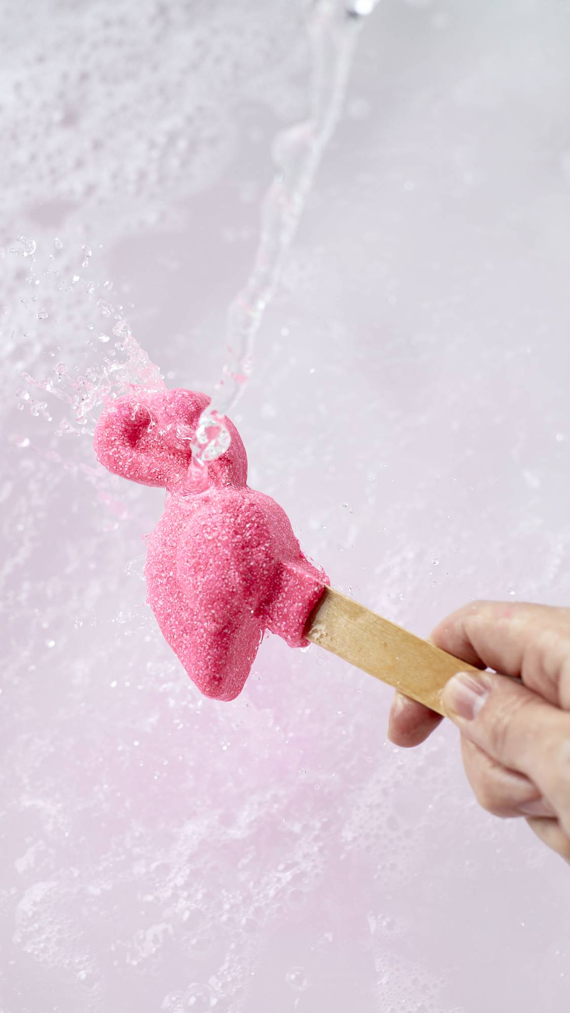 Alternative view of Pink Flamingo